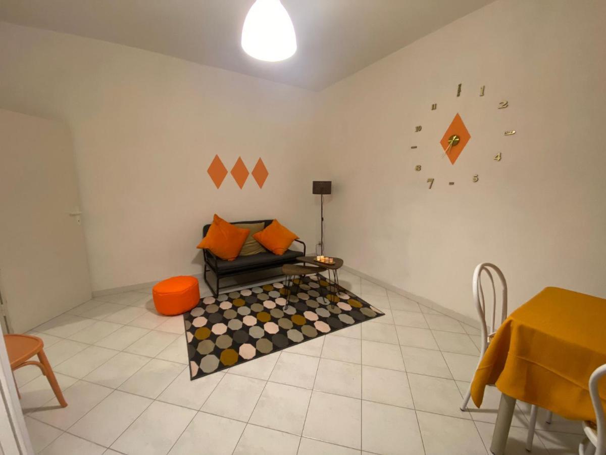 Hotel Ristorante Centosedici Terracina Kültér fotó