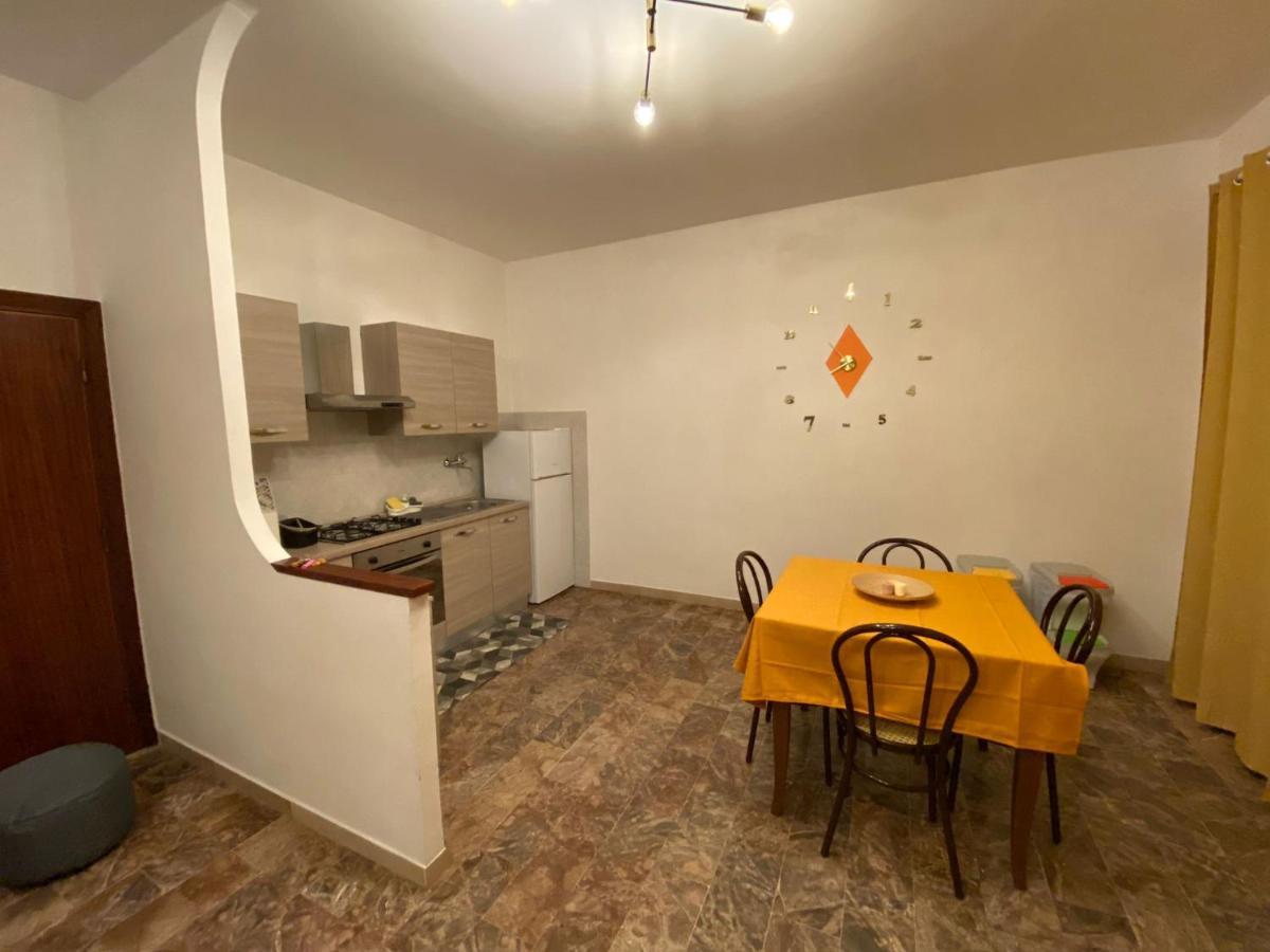Hotel Ristorante Centosedici Terracina Kültér fotó