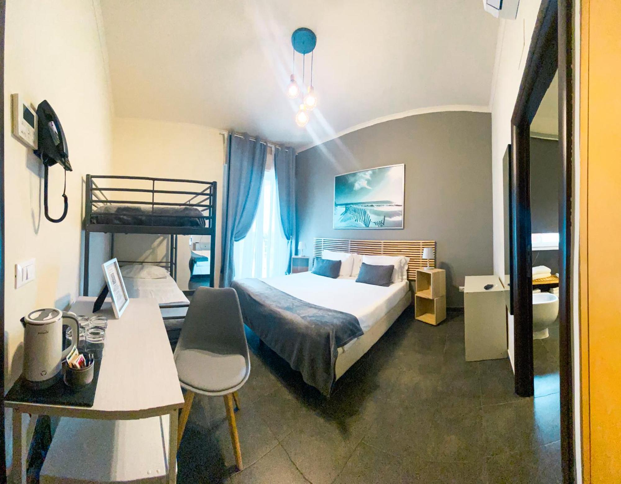 Hotel Ristorante Centosedici Terracina Kültér fotó